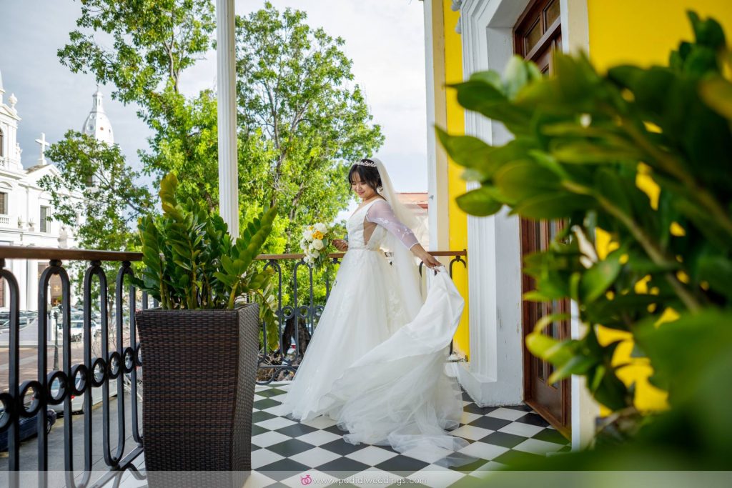 Lovely bride in historic Ponce