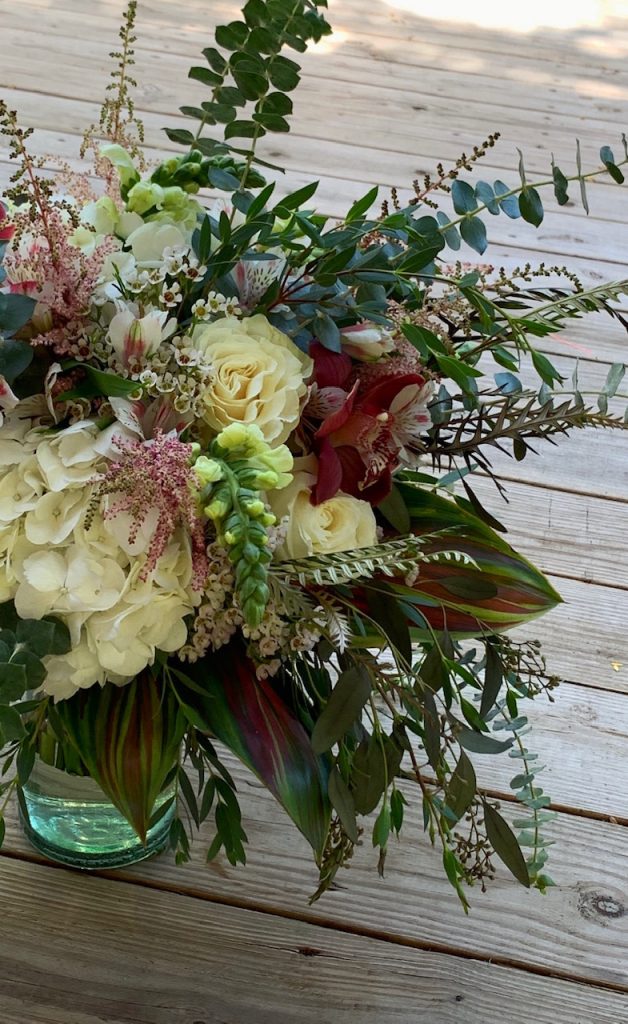 ivory and burgundy fall bouquet